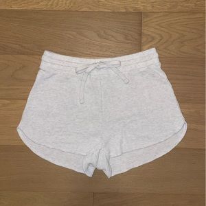 Aritzia TNA Waffle Shorts in Light Heather Grey